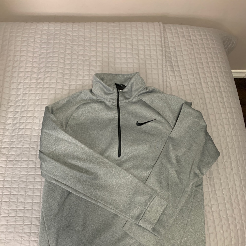 Nike sweatshirt